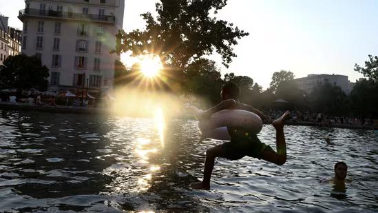 Europe heat wave: Why Paris banned drinking liquor and what alcohol does to the body