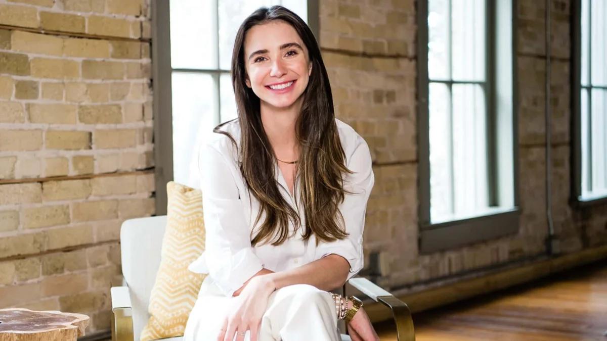 Dating Coach Urges All Men to Avoid 'Worst' Hobby for Single Guys
