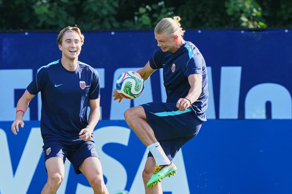 Erling Haaland not starting for Norway against France at World Cup